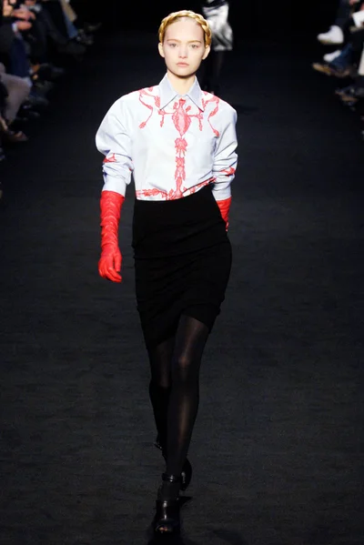 Look 9